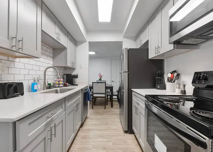 Stylish, Just Renovated 1 Bedroom In Downtown Apartment Mesa